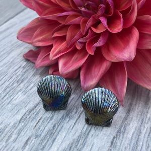 Vintage Seashell Earrings